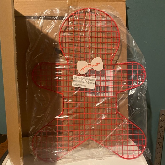Anthropologie Season's Eatings Gingerbread Cookie Cooling Rack, Red - New in Box - Picture 2 of 4